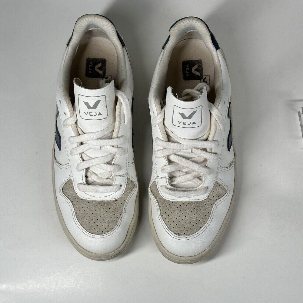 Veja Shoes Women Size 7 V-10 CWL California White Blue Logo Leather Sneakers - Picture 4 of 16